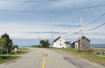 Gaspésie coast road